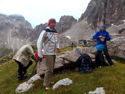 006-Rast beim Ausstieg aus dem Klettersteig Sentiero Spellini